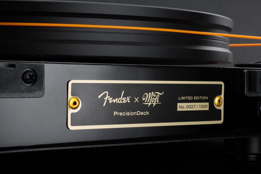 MoFi x Fender PrecisionDeck Turntable