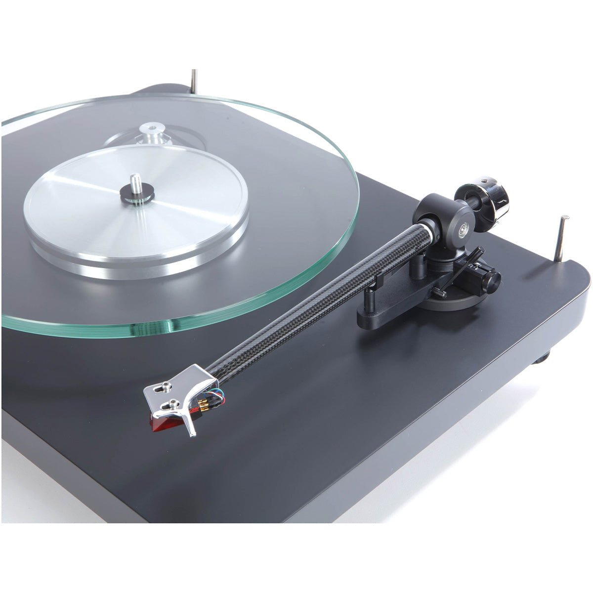 NAD C588 Manual Belt-Drive Turntable