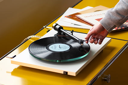 Pro-Ject T2 W Wi-Fi Streaming Hi-Fi Turntable