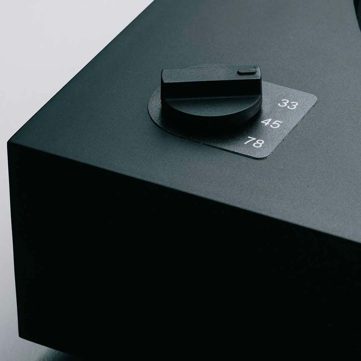 Pro-Ject A2-BLK A2 Automatic Record Player