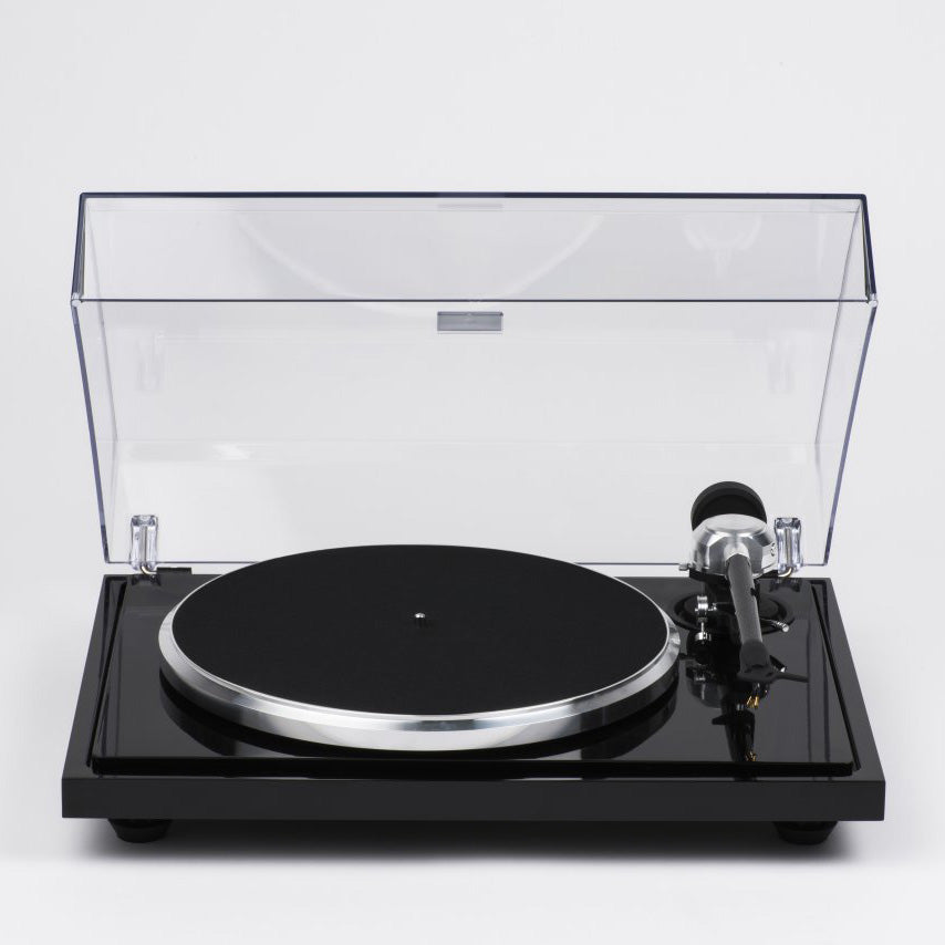 EAT B-Sharp Turntable